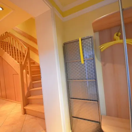 Grosses-reethaus-17c-duenenrose Groß Zicker